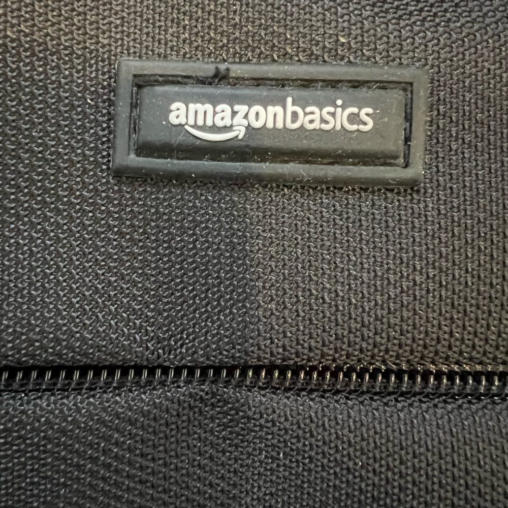Amazon Basics Laptop Computer Bag Tablet Should B… - image 6